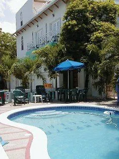 Christar Villas Hotel Кингстон