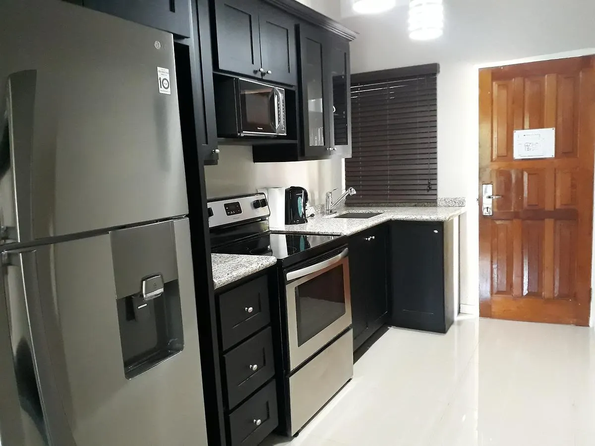 ***  Christar Villas Hotel Кингстон Ямайка