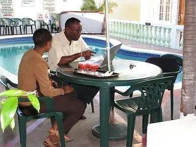 ***  Christar Villas Hotel Kingston Jamaica