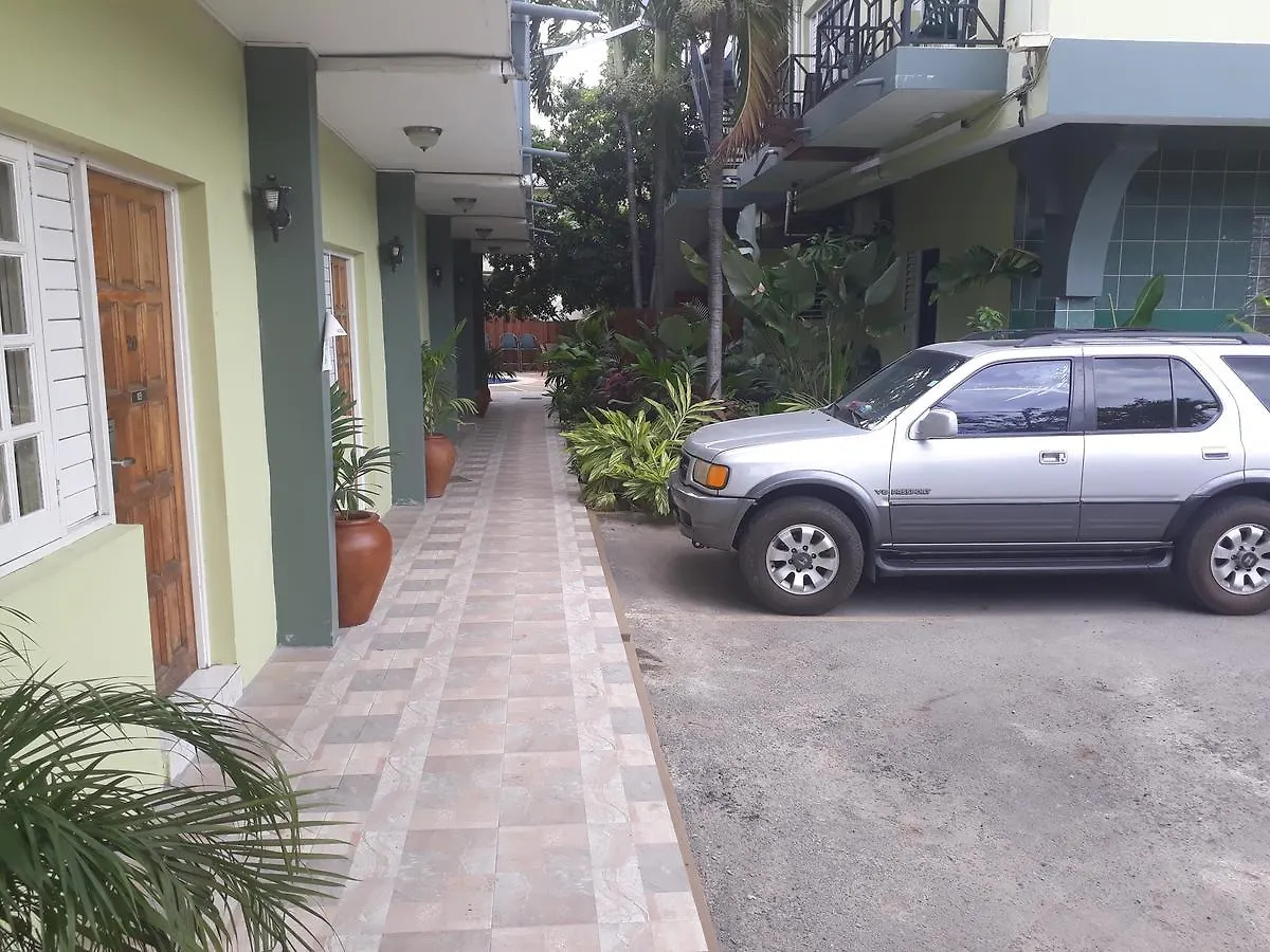 Christar Villas Hotel Kingston